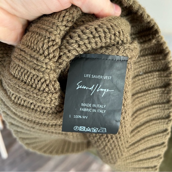Second Layer Life Saver Vest in Olive - Picture 9 of 9